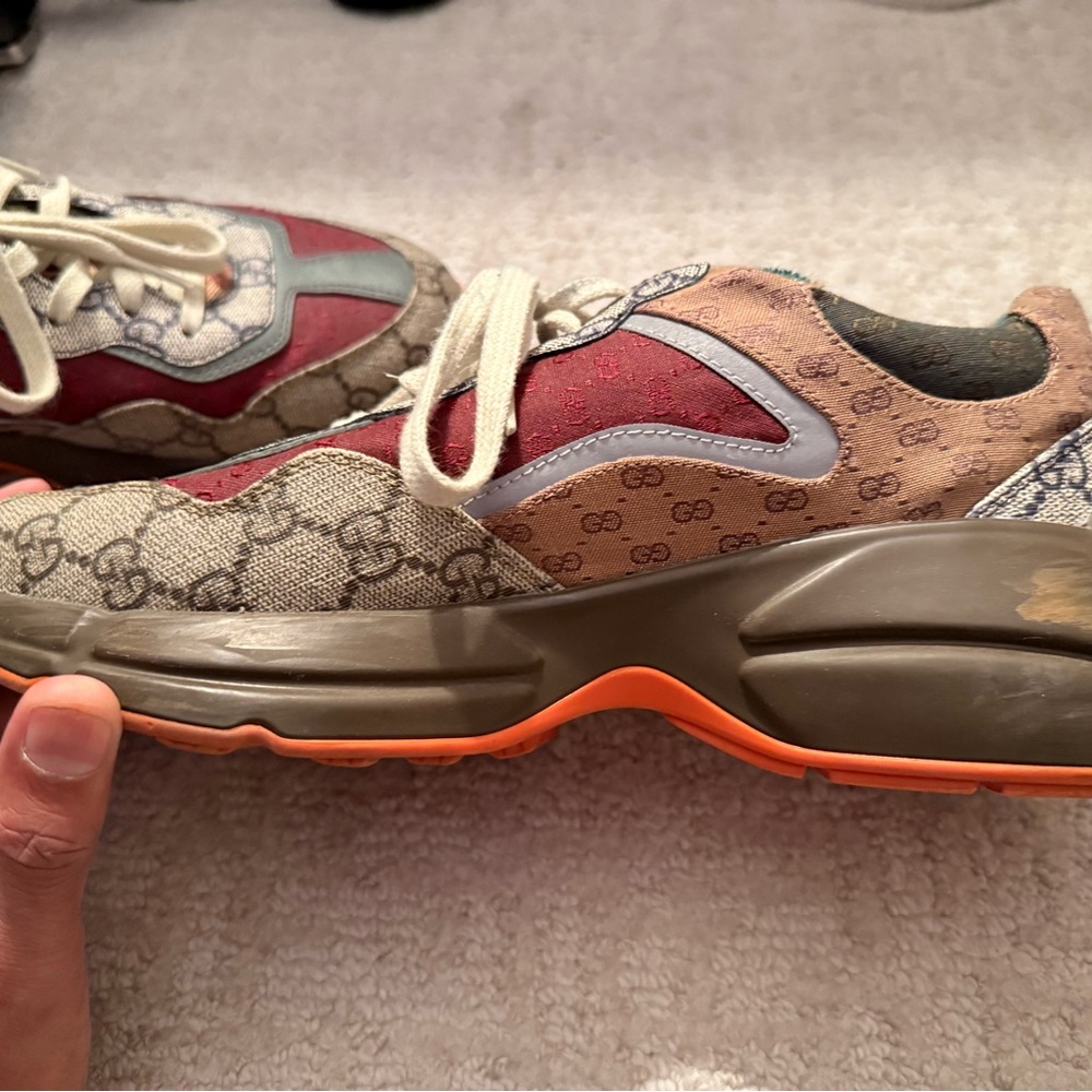 Gucci Rhyton Red and Tan Patterned Sneakers size 7.5 which is us 8.5 - Picture 6 of 9